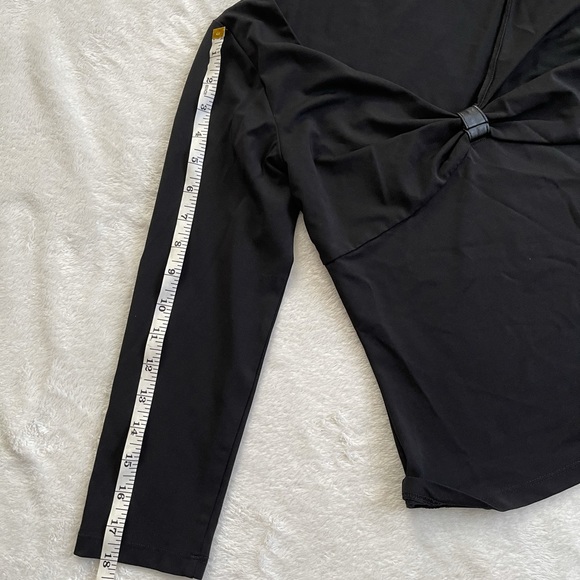 top - Picture 4 of 7